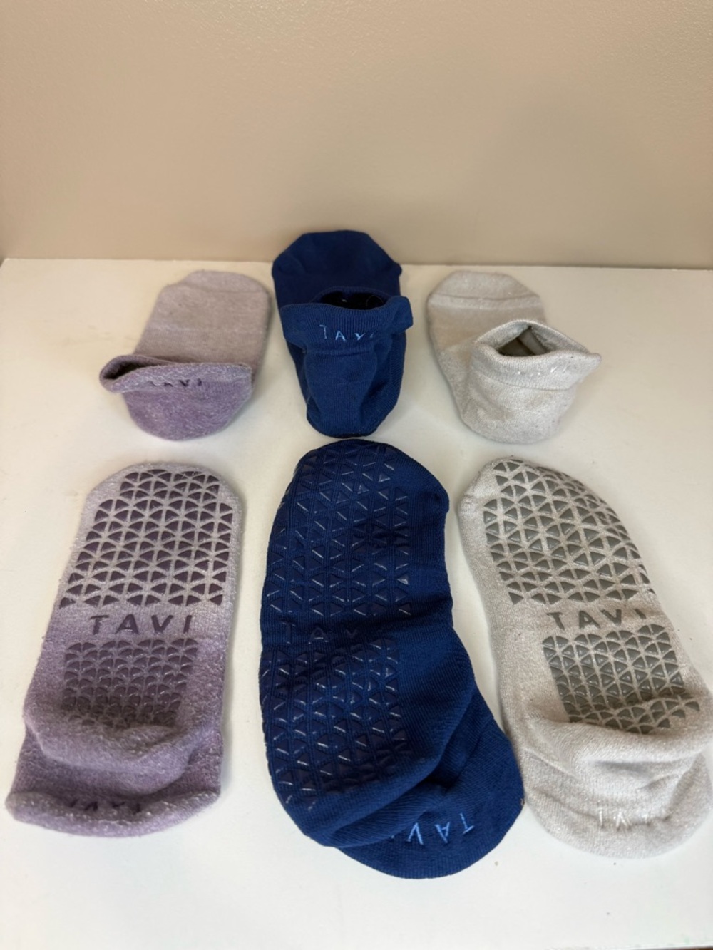 Lot of 3 Tavi Pilates grip socks. Blue, Silver, Purple Ombré S (fits 6-8 womens)